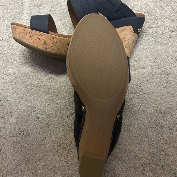 Tommy Hilfiger Wedge Sandals - Picture 3 of 4